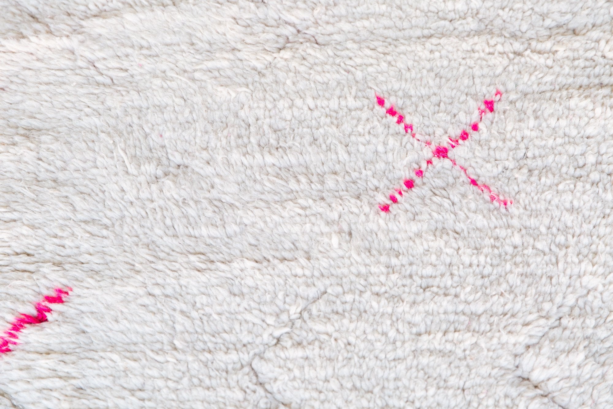 [SOLD] X MARKS THE SPOT azilal vintage moroccan berber carpet Coco