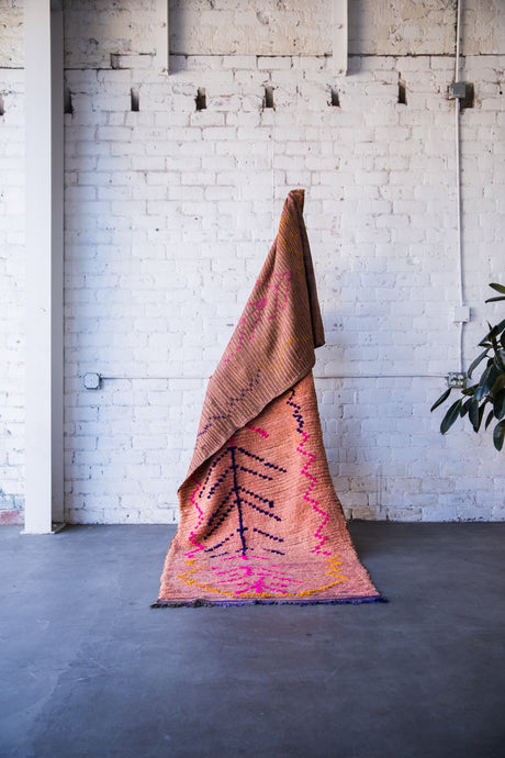 FIVE LEAVES NEON vintage marirt moroccan berber rug